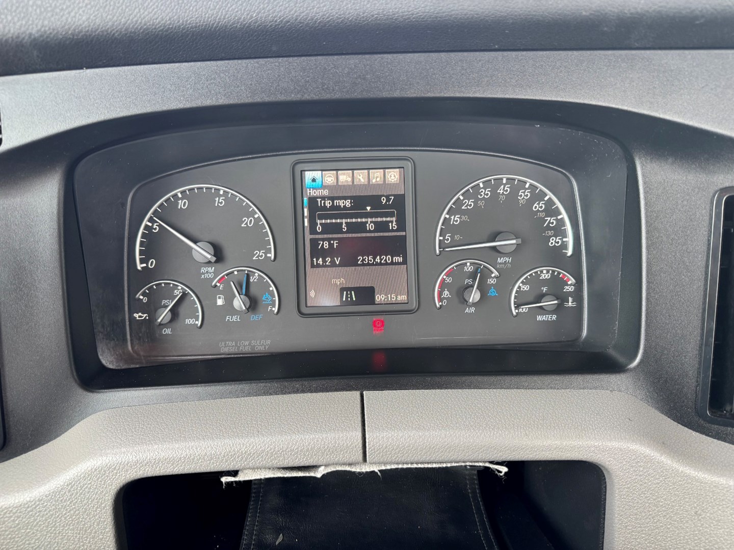 2019 FREIGHTLINER CASCADIA 113 - USED TRUCKS DAY CAB - image 15